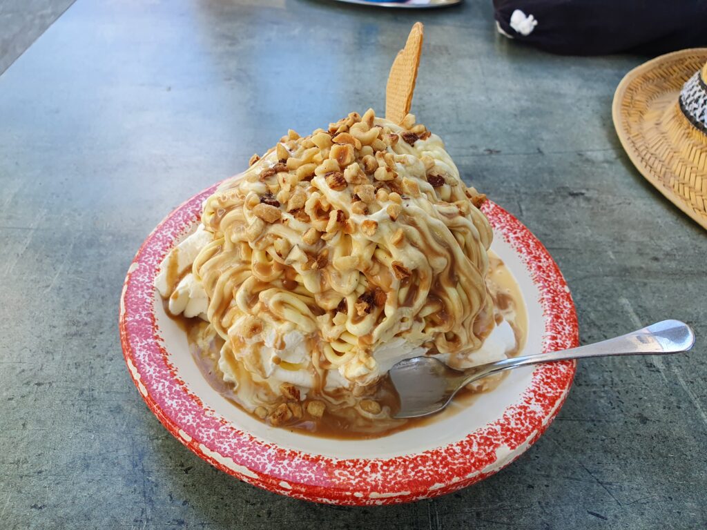 Eine riesengroße Portion Spaghettieis