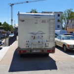 Niky von hinten Wohnmobil von hinten