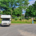 Níky auf dem Stellplatz in Lutzerath